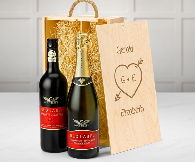 Anniversary & Wedding Wolf Blass Red & Sparkling Wine Gift Box With Engraved Personalised Lid